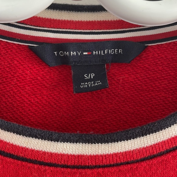TOMMY HILFIGHER, red sweatshirt - Picture 2 of 3